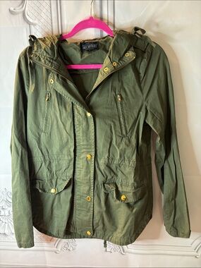 Sweet Wanderer Juniors Olive Utility Jacket with Hood, Size Small